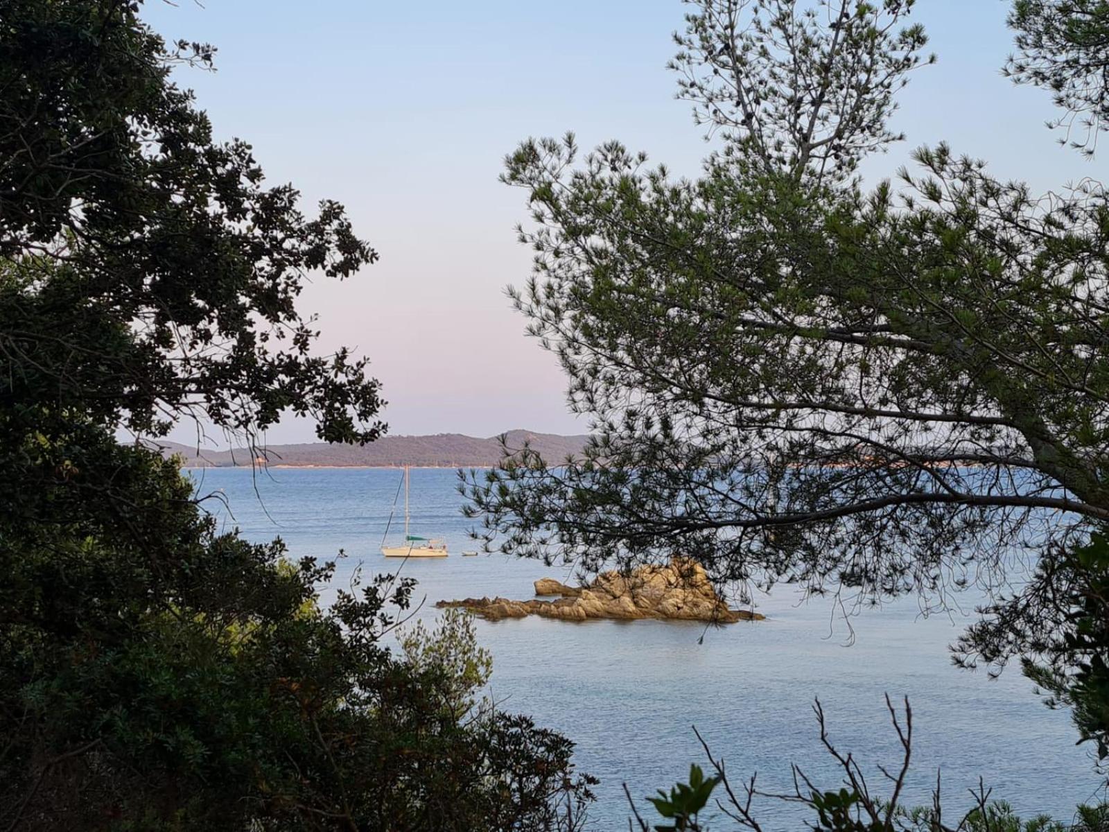 L'Instant Plage - Vue Mer - Bord De Plage - La Capte - Cote D'Azur Hyeres Exterior photo